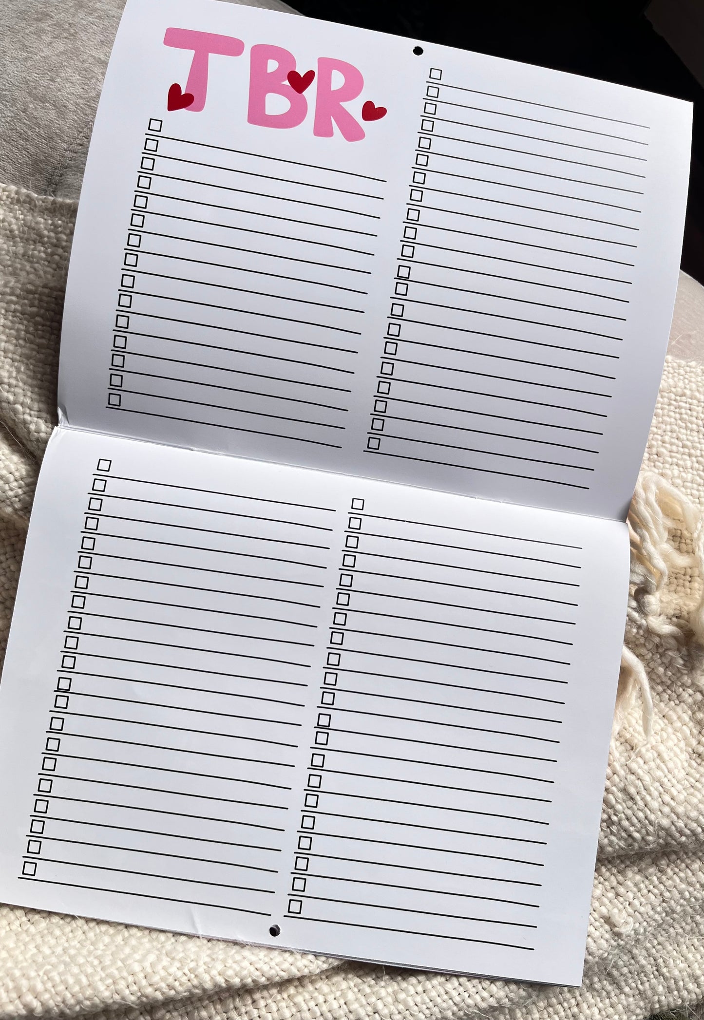 Berry Bookish Reading Calendar